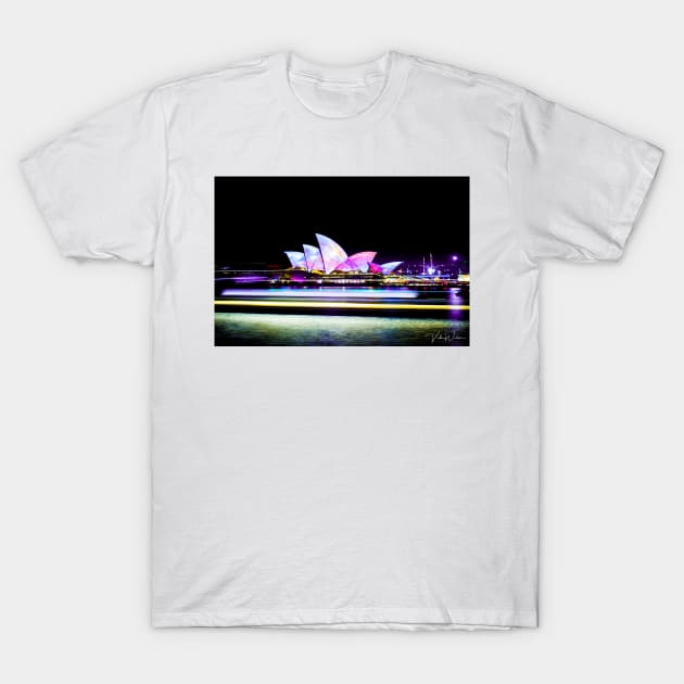 Sydney Opera House during the Vivid Festival. T-Shirt by VickiWalsh